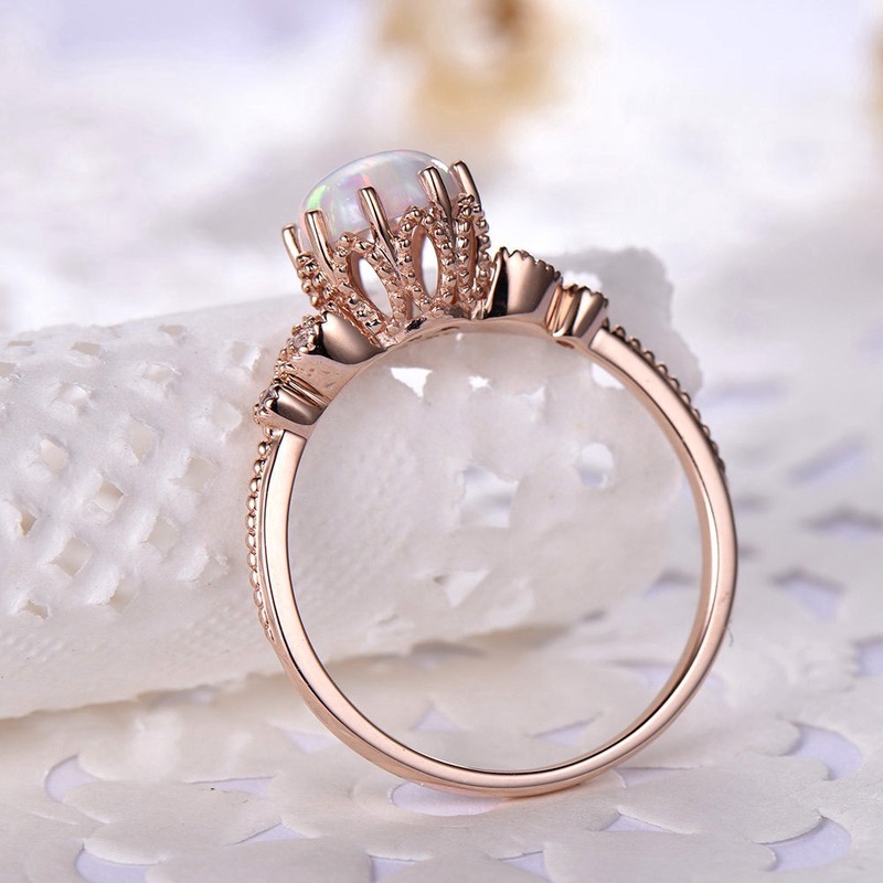 Mặt Đá Mặt Trăng Thiên Nhẫn Đứng Kim Cương Mạ 18K Hoa Hồng Vàng Trắng Opal