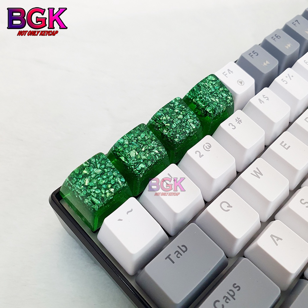 Keycap Lẻ Tinh Thể Xanh Lá Green Crystal Keycap SA profile ( keycap resin độc lạ )( Keycap Artisan )