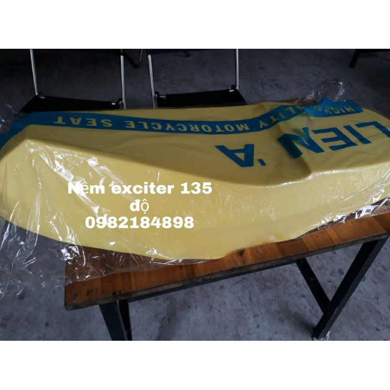 Combo nệm và áo yên Exciter 135 độ