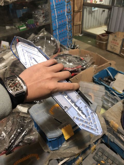 Led mũi tên to DC 24v cho anh em hàng cực hót