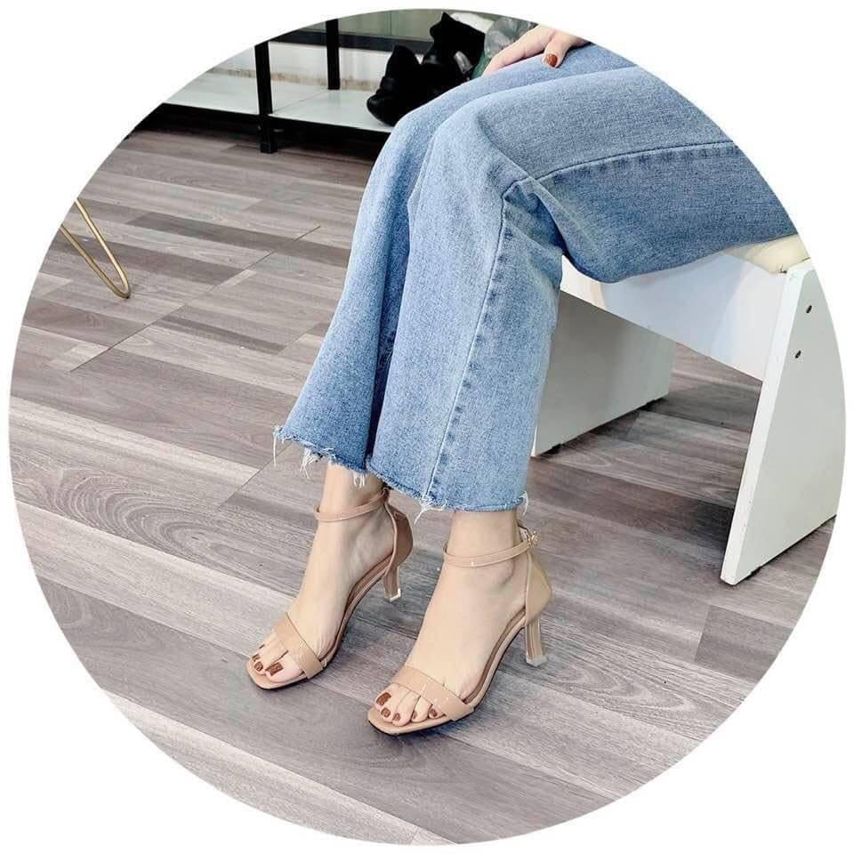 Sandal bít gót da bóng quai mảnh gót nhọn 5 phân màu đen/kem