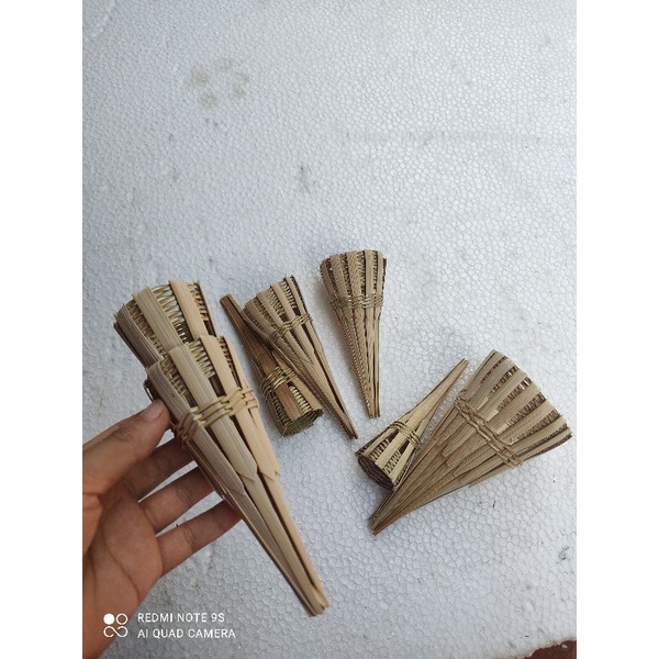 Hom trúm tre bắt lươn , bắt trạch