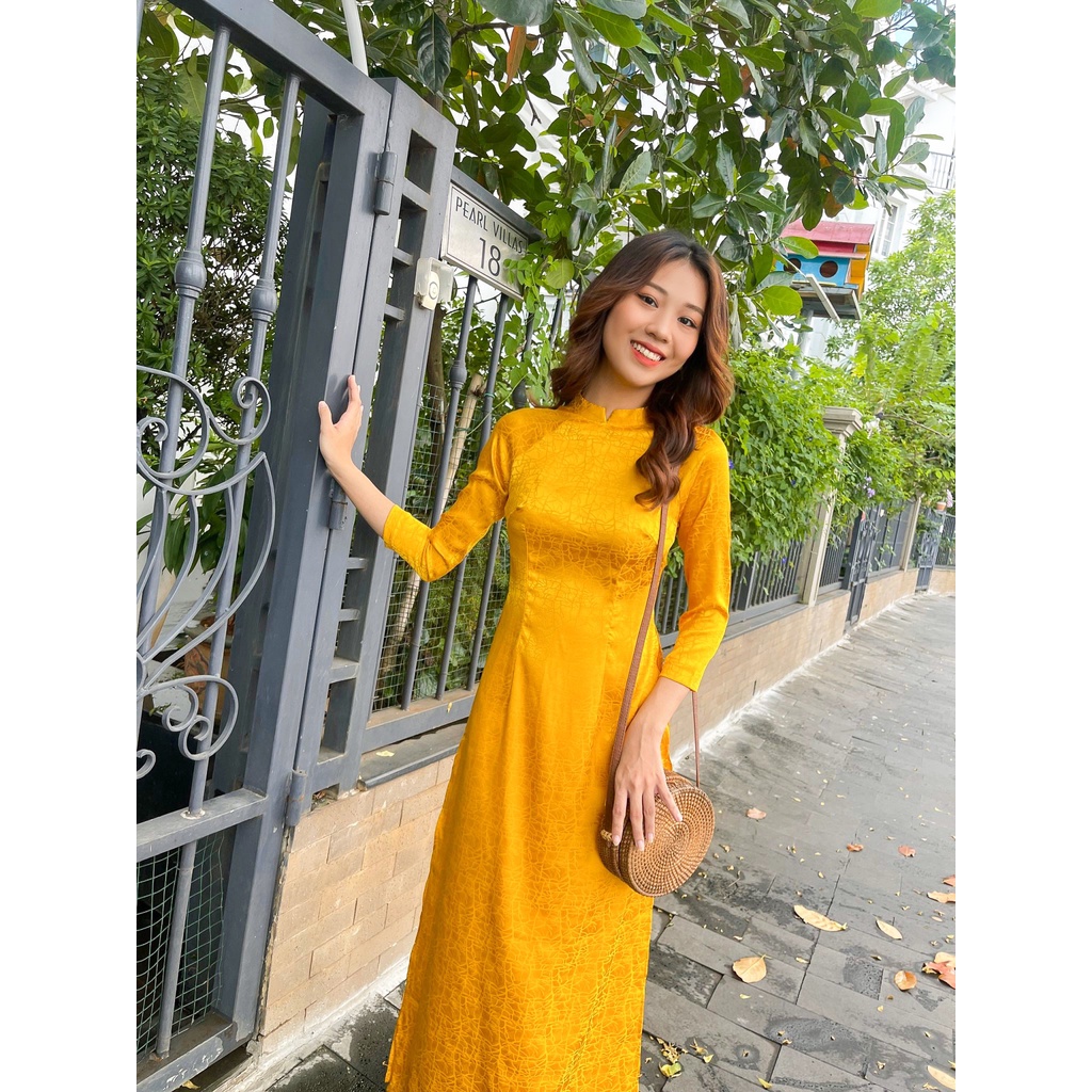 Áo Dài Gấm FOR HER Họa Tiết Vàng AD01615