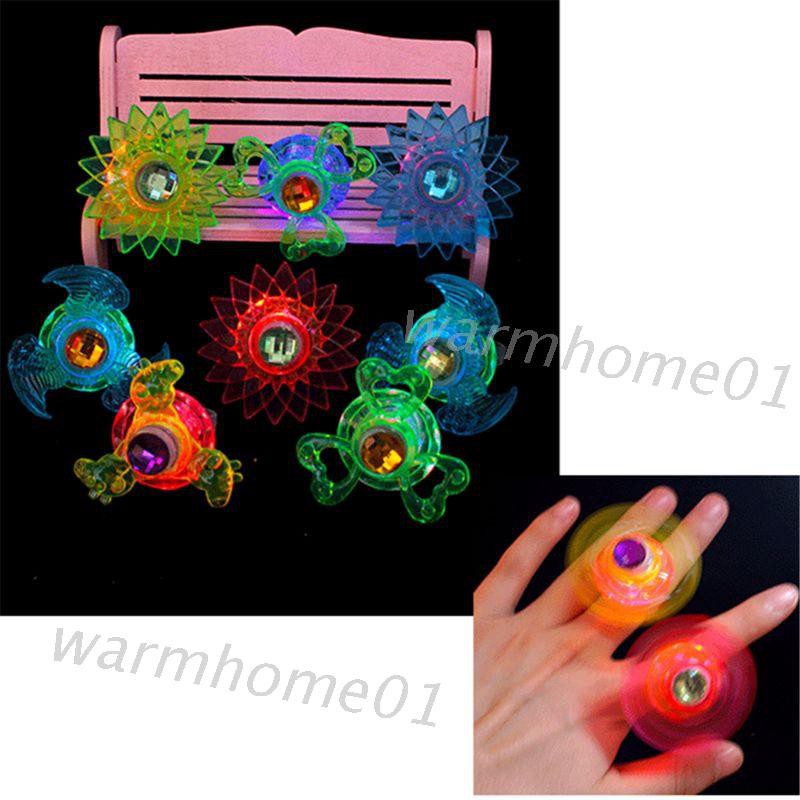 SPINNER (Mới) Con Quay Đồ Chơi Fidget Spinner Có Đèn Led 3 Cái Giúp Giảm Stress