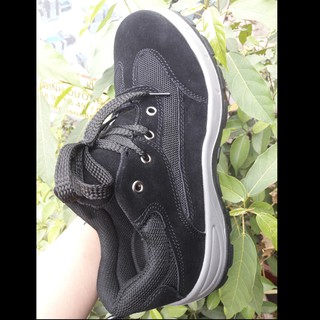 SA.LE  DỌN KHO HÀNG ĐẶT ĐỒNG PHỤC DU RA BAN RẺ GIÀY BẢO HỘ THỜI TRANG MÀU ĐEN, CÓ HÌNH THẬT