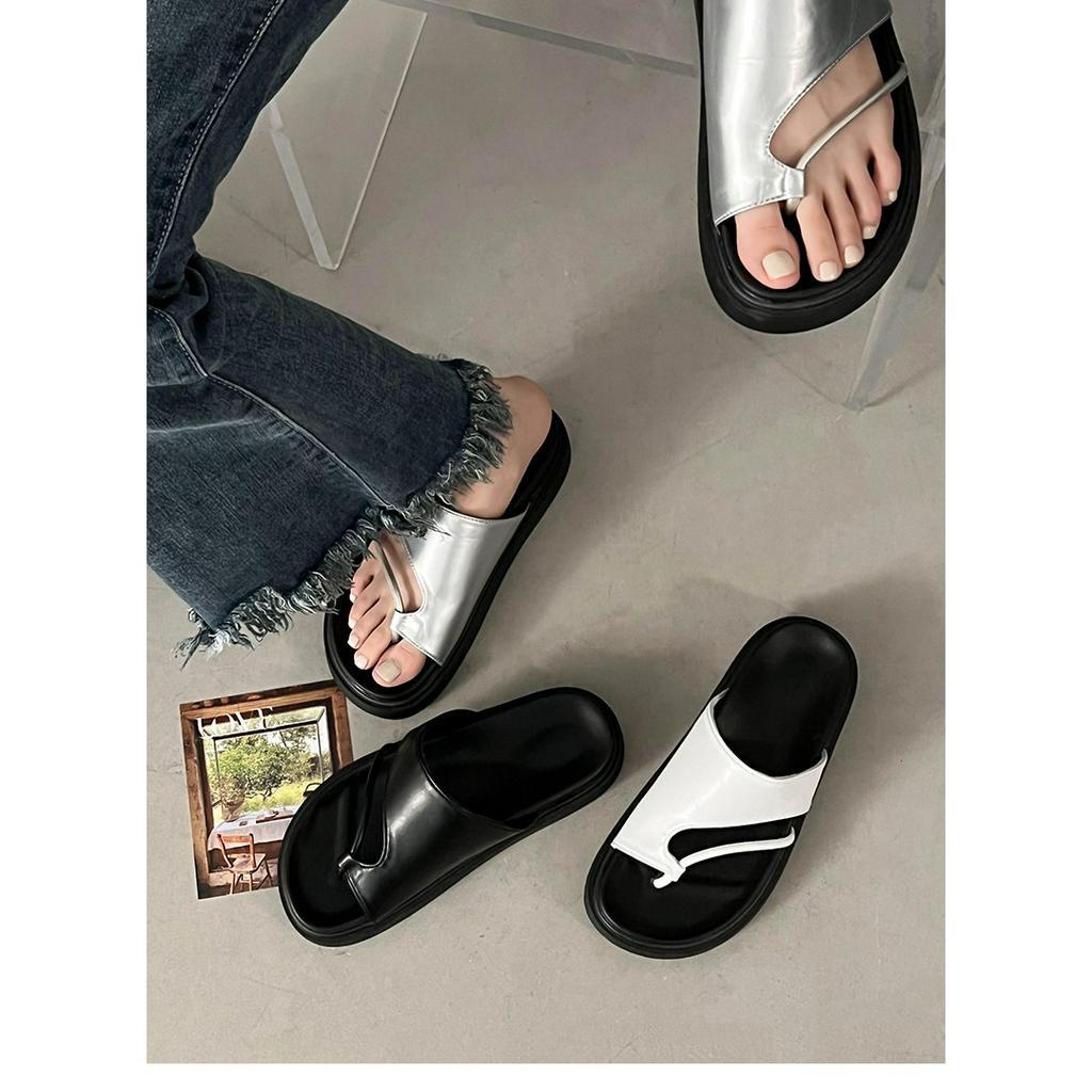 Dép Xỏ Ngón Đế Dày Mềm Mại Màu Bạc Chống Trượt Thời Trang Mùa Hè 2023 Cho Nữ