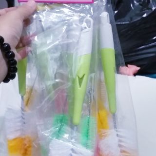 Bộ 2 chi tiết cọ rữa bình sữa cho bé (1 lớn,1 nhỏ)
