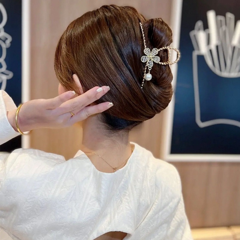 Kẹp Tóc Hình Hoa Đính Ngọc Trai Nhân Tạo Thời Trang