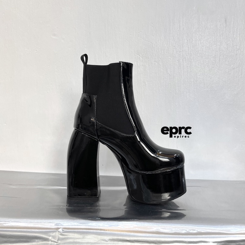 Bốt da ankle đế cao 13,5 cm ulzzang/ Boots da đế cao