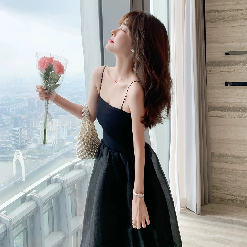 váy 2 dây thời trang mùa hè lãng mạn，Đầm voan retro trơn màu với thiết kế hở lưng và eo