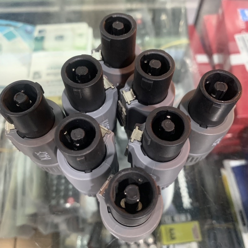 Rắc cắm loa Neutrik K4CF loại đẹp nhựa siêu bền chống nước