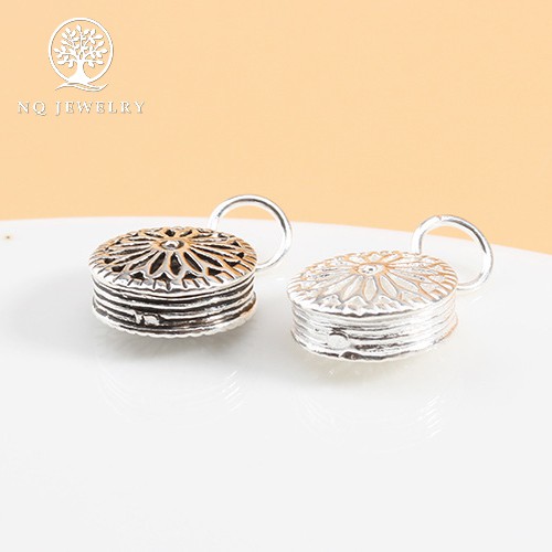 Charm bạc mặt tròn hoa treo - NQ Jewelry