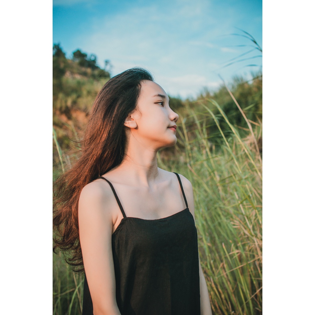 Váy hai dây Linen Đen