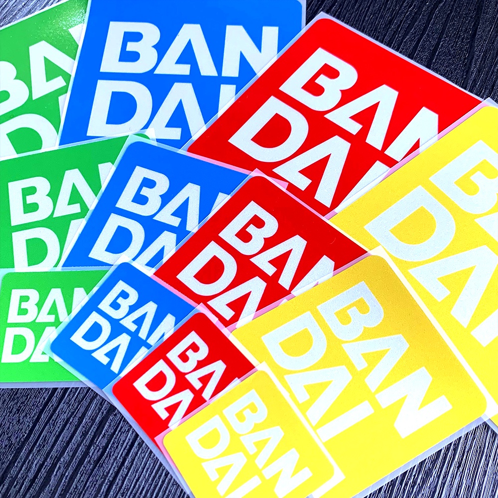 BANDAI Miếng Dán Trang Trí Xe Hơi / Xe Máy Điện Họa Tiết Hoạt Hình Gundam Nhật Bản Dễ Thương