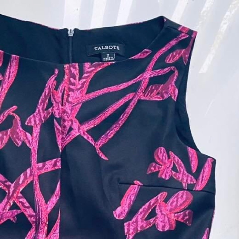 Đầm TALBOT  đuôi cá hoa tím 🍀🍀🍀🍀