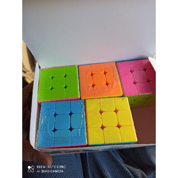 Rubik 3x3  HỘP 6 CÁI  Rubic 3 Tầng Khối Lập Phương Ma Thuật Xoay Mượt , Lõi Cứng Cáp, Bền