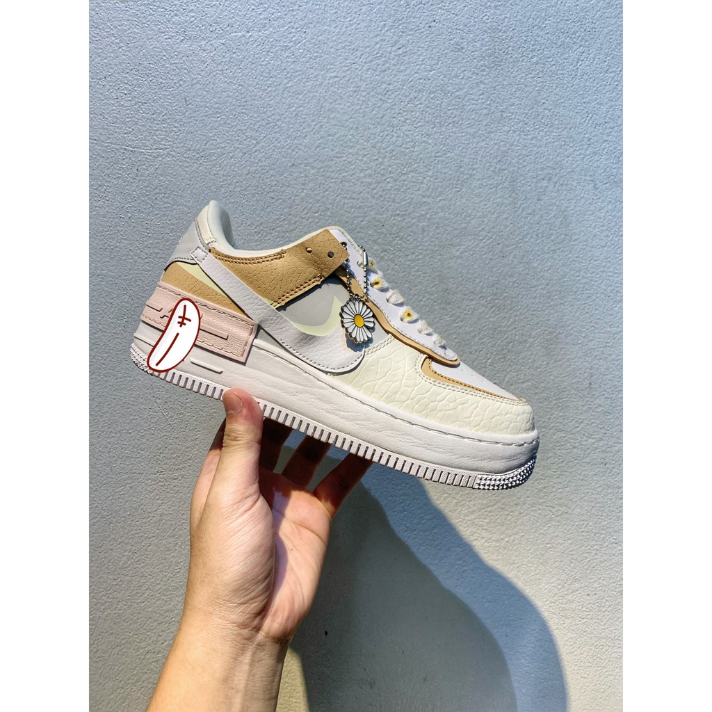 Giầy hoa cúc vàng số 1 Tặng tag hoa cúc sắt uzulang