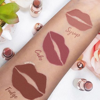 Son Makeup Revolution X Soph lipstick