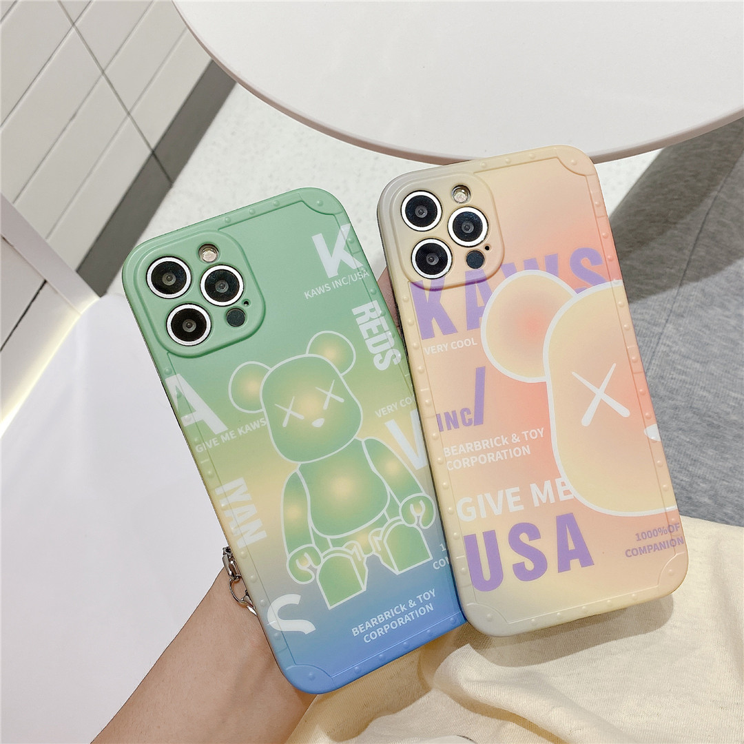 Ốp điện thoại nhựa mềm logo Bearbrick nổi tiếng cho iPhone12 mini 11 PRO MAX 7/8plus SE2020 X/XS XR XSMAX | BigBuy360 - bigbuy360.vn