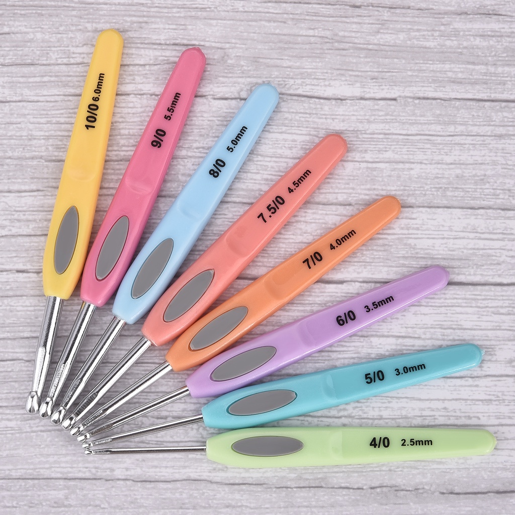 8pcs đầy màu sắc trộn kích thước 2.5mm - 6mm Crochet dệt sợi quá trình dệt kim nhựa xử lý dệt crochet công cụ