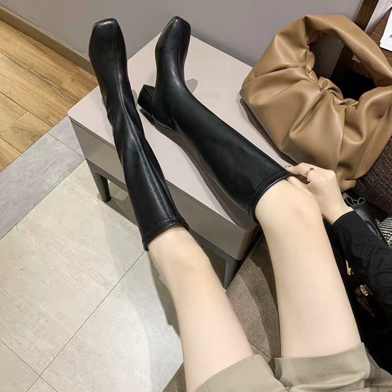 BỐT ĐÙI CAO CỔ DA TRƠN