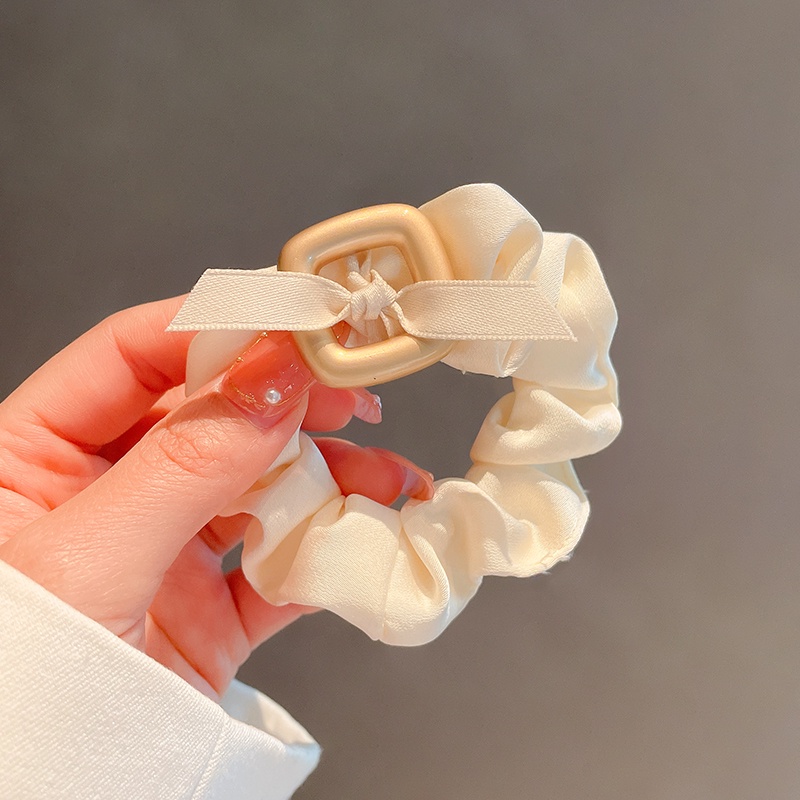 Dây Cột Tóc Cao Su Co Giãn Bọc Vải Satin Mềm 5 Màu Hình Vuông Kim Loại