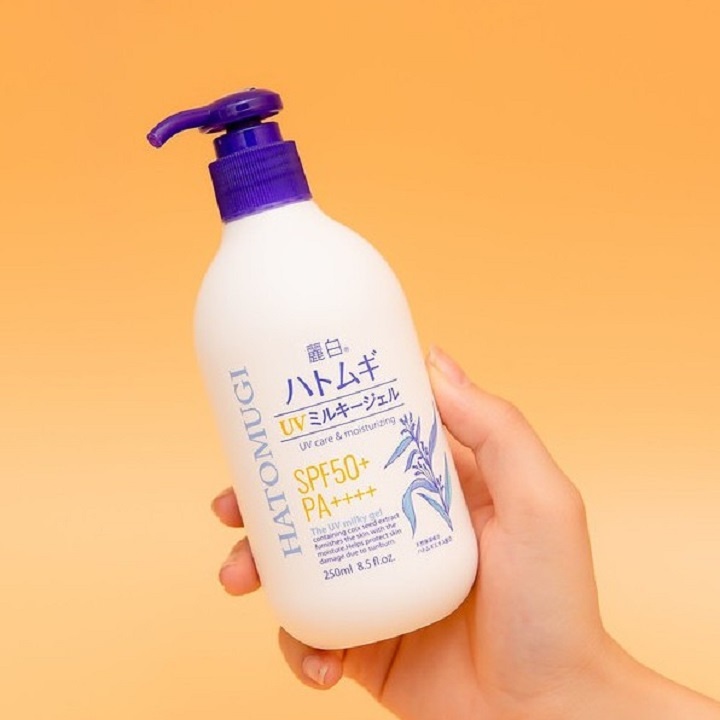 Sữa dưỡng thể Hatomugi UV Care &amp; Moisturizing SPF50+ PA++++ chống nắng làm trắng da