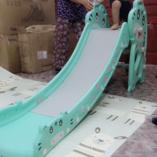 Cầu trượt loại to