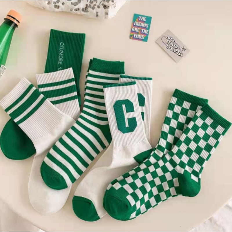 Vớ Cotton Cổ Cao Thoáng Khí Họa Tiết Sọc Caro Màu Xanh Lá Cây Và Chữ Cái Klein Cho Nữ