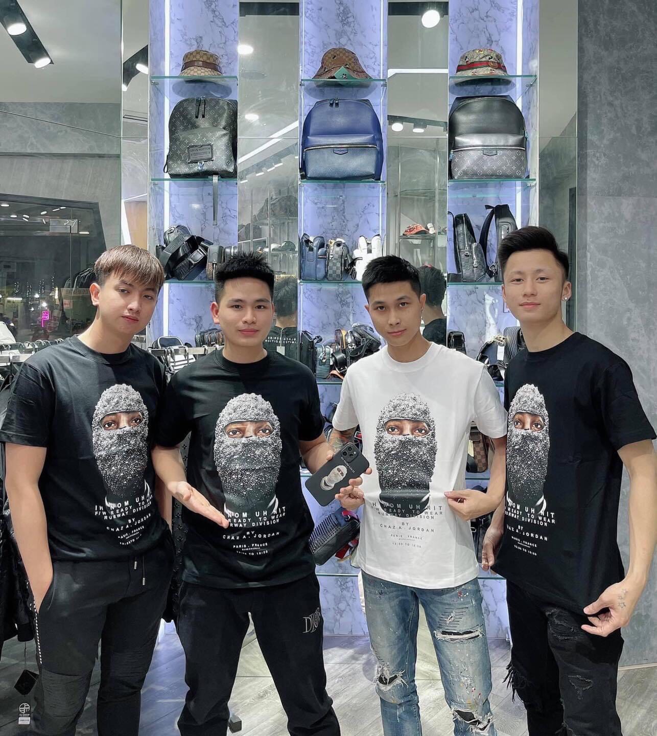 Áo Thun Nam Cổ Tròn Cao Cấp - Chất Liệu Thun Lạnh - Họa Tiết Mặt Ninja Cá Tính - AC86 | BigBuy360 - bigbuy360.vn