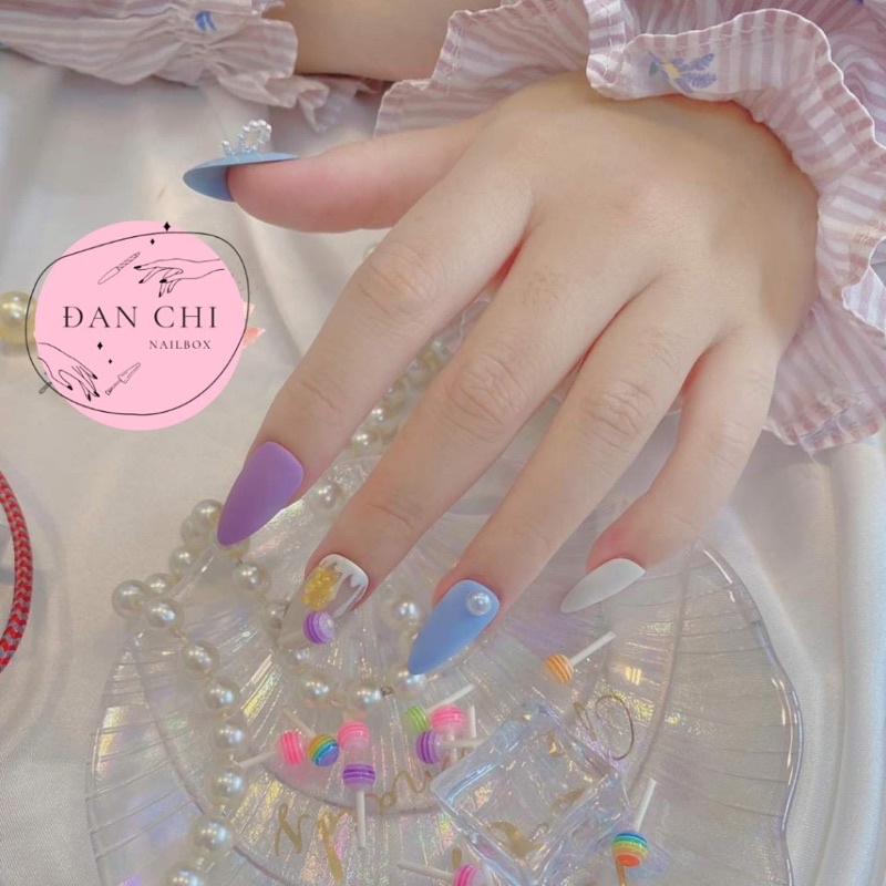 Nailbox Móng Úp Thiết Kế Sẵn Mẫu Mix Màu