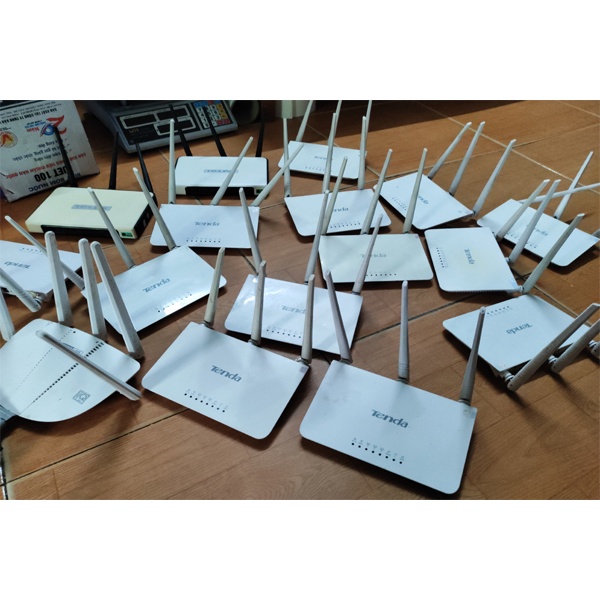 Wifi tenda F3 3 râu sử dụng tốt, phát sóng và kích sóng ổn định