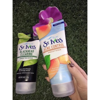 Sửa rửa mặt tẩy da chết ST.IVES 170g của Mỹ