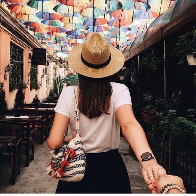 Mũ phớt cói Fedora vành rộng viền đen - phong cách Unisex - thời trang đi biển