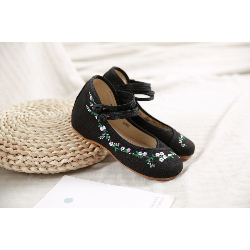 Thanh Lý size Lẻ Giầy Vải Thêu Trung Hoa