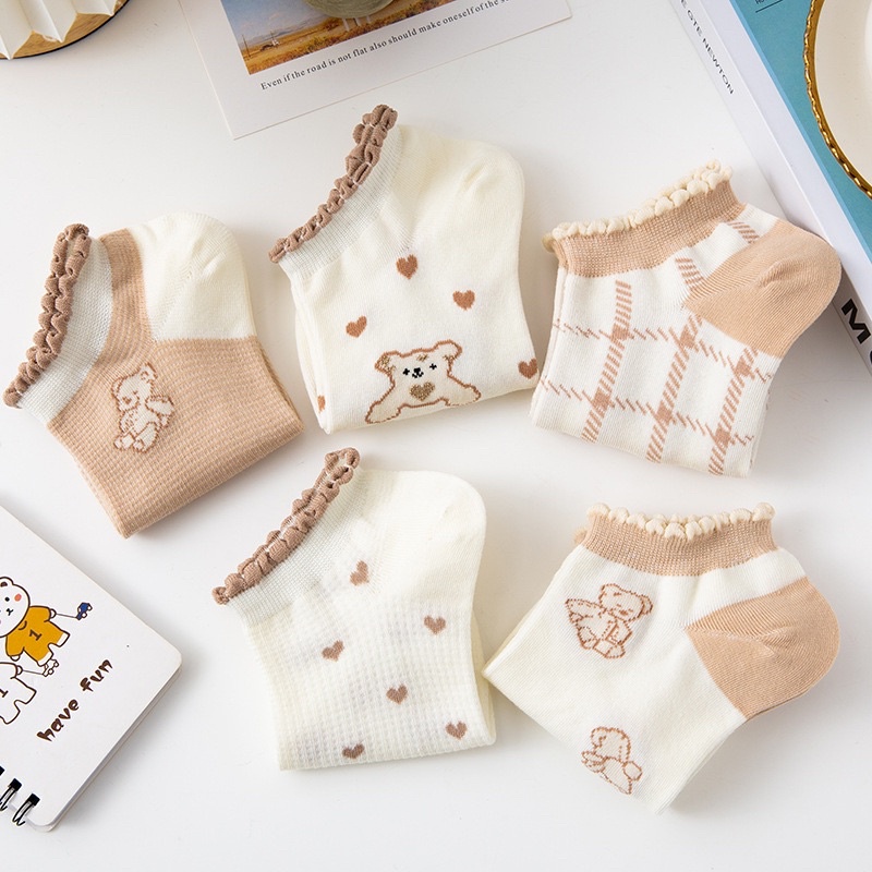 Set 5 Đôi Tất Nữ Hình Tim Gấu Màu Trà Sữa Dễ Thương