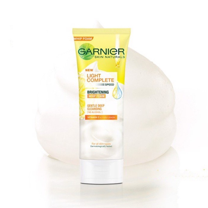 Garnier Sữa rửa mặt Skin Naturals Light Complete Speed Brightening Whip Foam 100ml