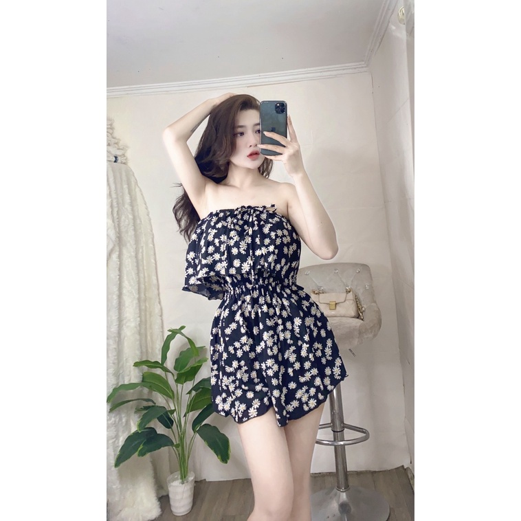 Jumpsui nữ cúp ngực bèo bụng quần đùi nền hoa cúc siêu xinh.( Phisi size từ 40-55kg)