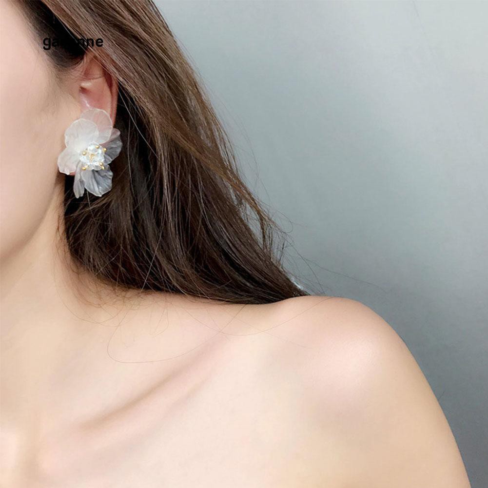 Khuyên Tai Hình Bông Hoa Phong Cách Hàn Quốc Xinh Xắn Dành Cho Nữ