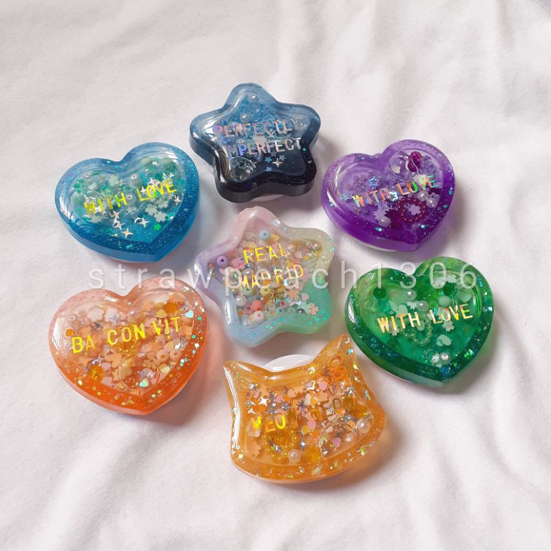 Griptok (PopSocket) Giá đỡ điện thoại handmade theo yêu cầu strawpeach1306 | BigBuy360 - bigbuy360.vn