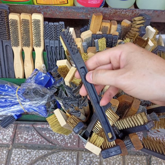 Bàn chải thép như hình 20cm