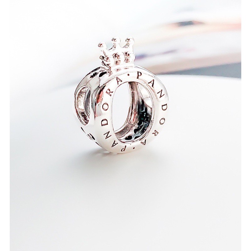 charm pan vương miện xỏ ngang bạc s925 cao cấp