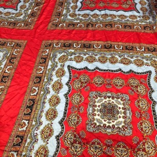 Vải sét combo chị Liễu Phan gồm 4 mảnh vải lụa ô vuông , lụa xích , nhìn màu họa tiết lập thể