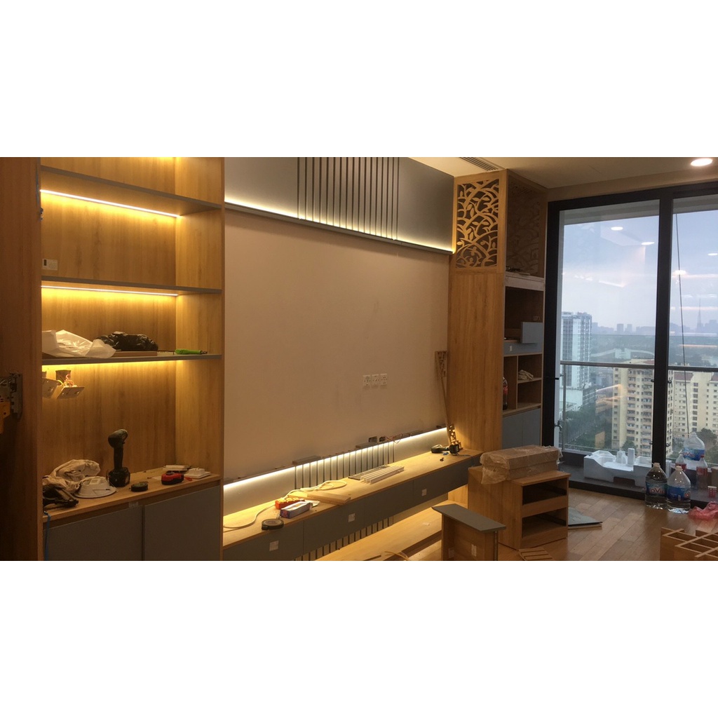 Led dây dán 240 bóng/mét, cuộn 5m có lớp băng dính 2 mặt tiện lợi, hắt tủ kính, tủ bếp, làm biển quảng cáo, ánh