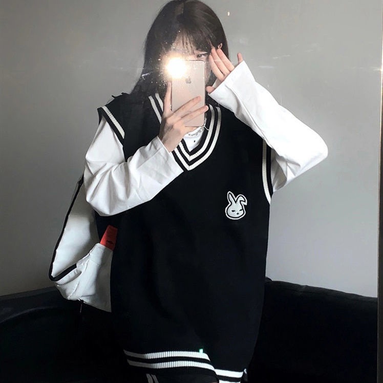 Áo Len Không Tay Cổ Chữ V Dáng Rộng In Hình Thỏ Dễ Thương Cho Nữ