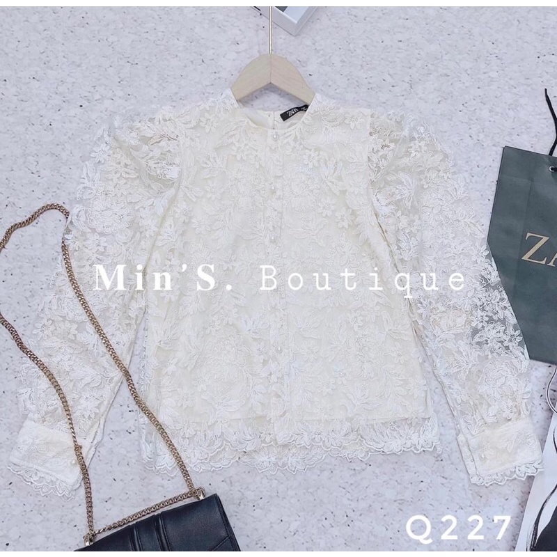 Áo ren kem tay bồng