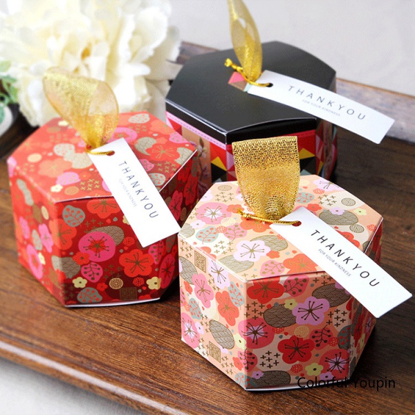 Hộp kẹo YÊU THƯƠNG 7,5x7,5x5,5cm hộp đựng bánh kẹo Hộp tặng quà size nhỏ