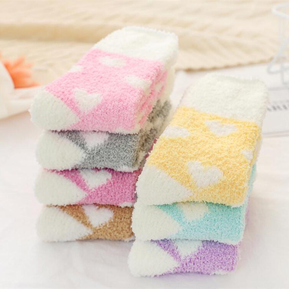 CACTU Vớ Lông Xù Mềm Mại Hình Trái Tim Cho Nữ