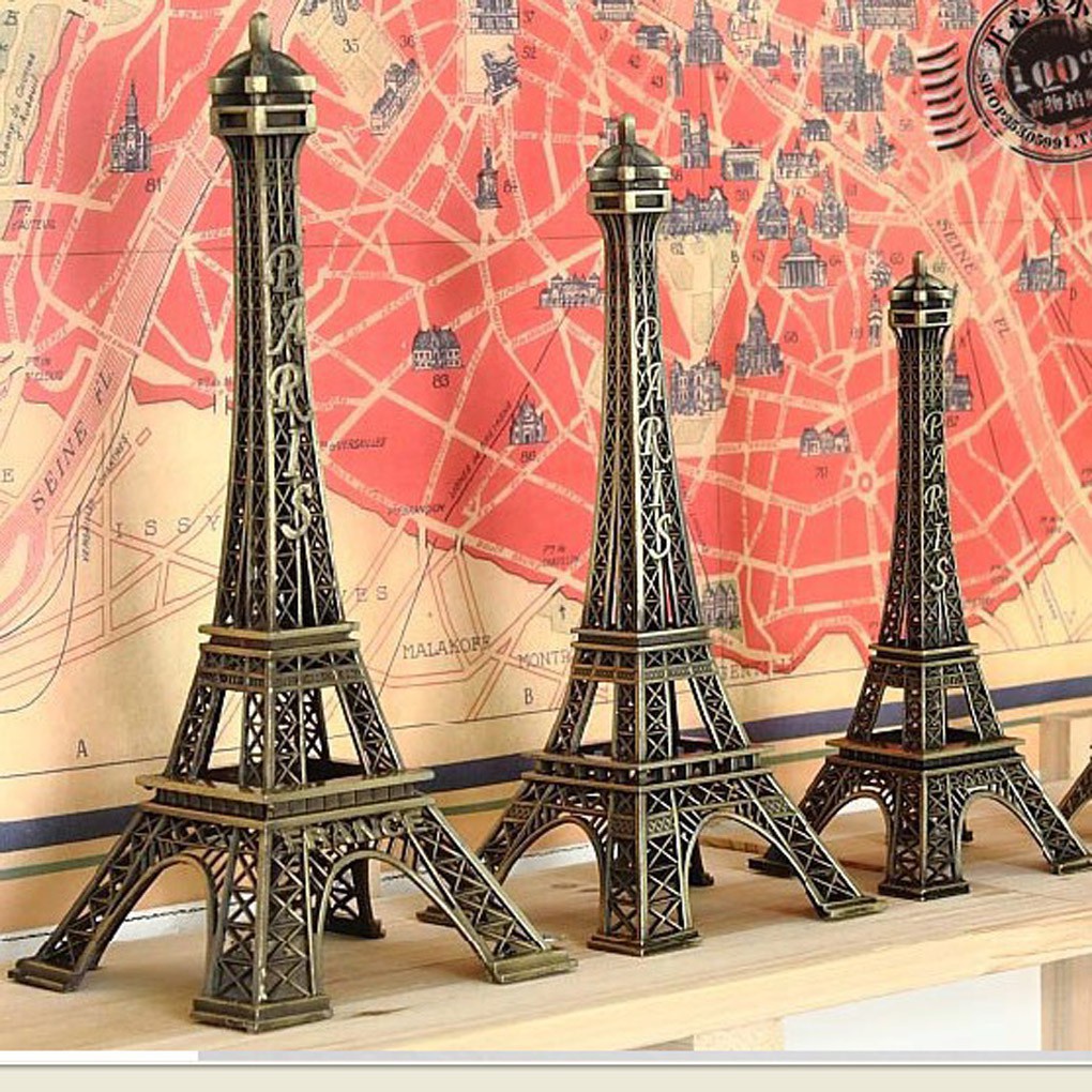 "Lô hàng nhanh" "Thẳng vào cổ phiếu" Đồ lưu niệm Tháp Eiffel kim loại cổ điển