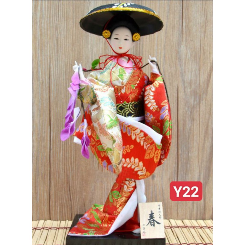 Búp Bê GeiSha mặc kimono truyền thống Nhật Bản